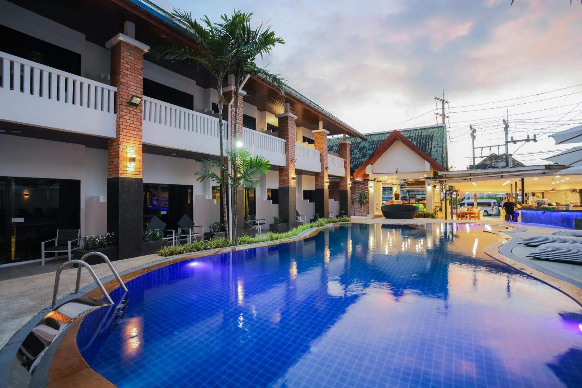 Etk Patong Resort 외부 사진