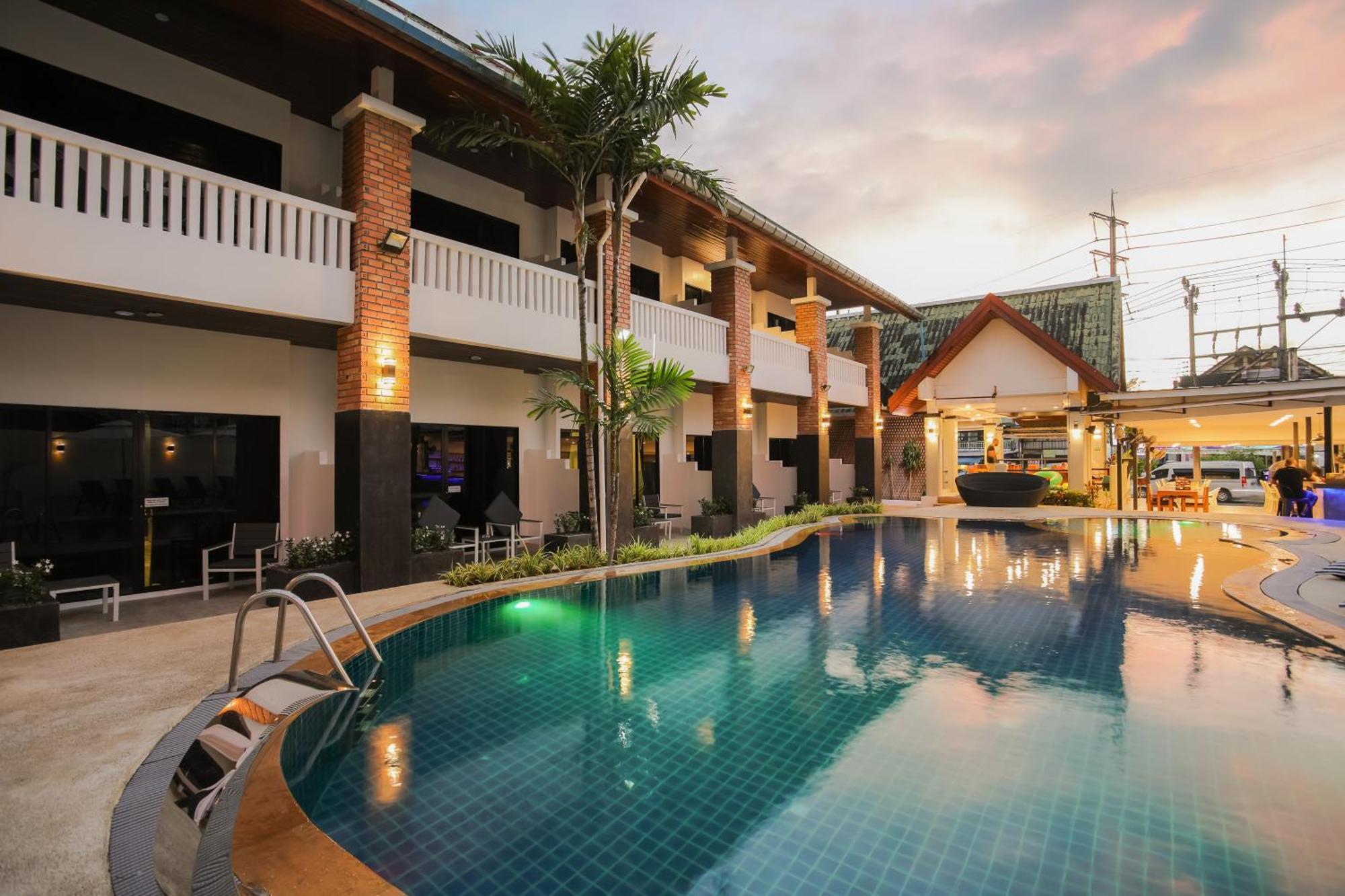 Etk Patong Resort 외부 사진