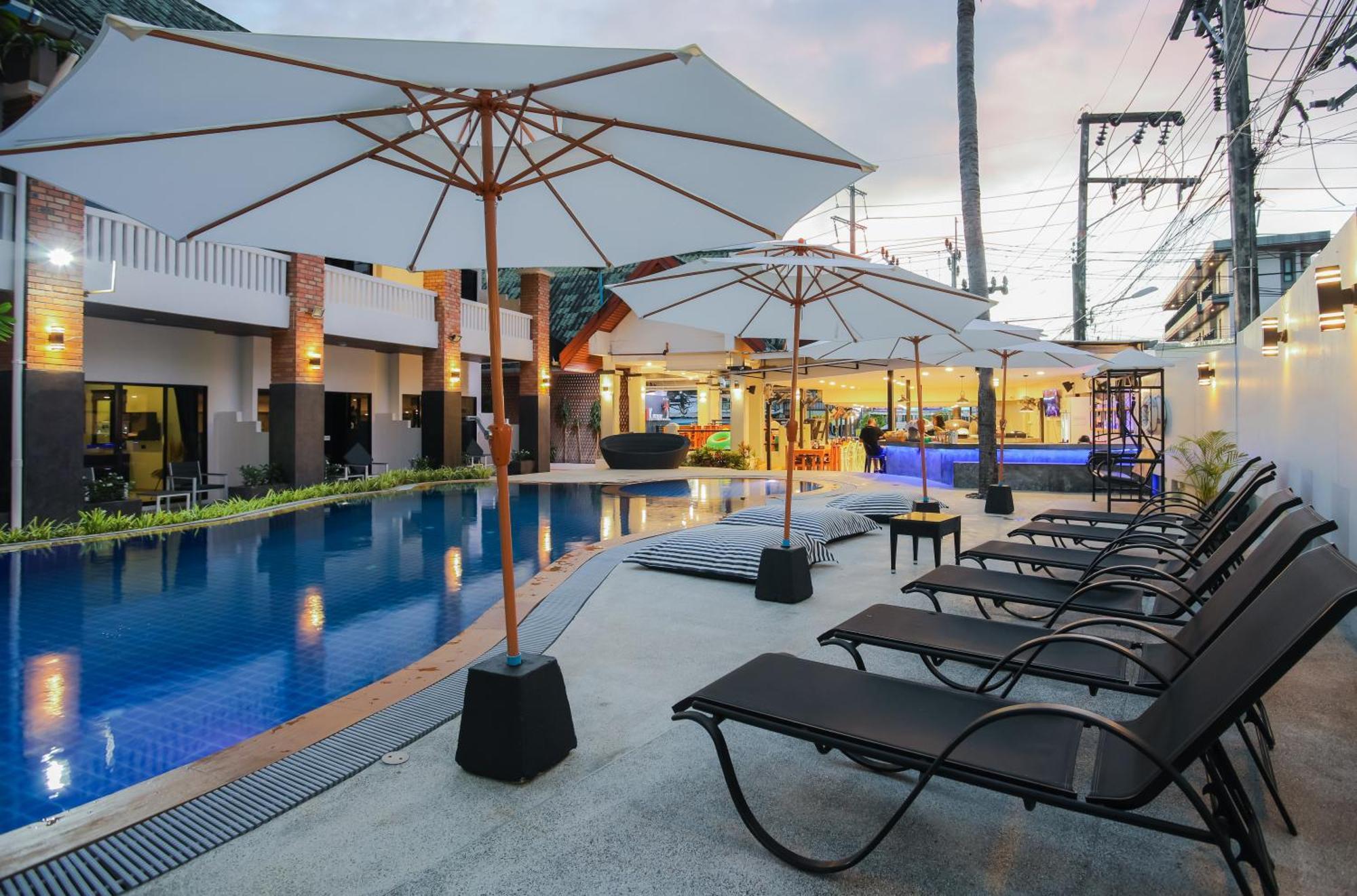 Etk Patong Resort 외부 사진